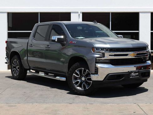 Used 2020 Chevrolet Silverado 1500 LT w/ Texas Edition AWD/4WD image 6