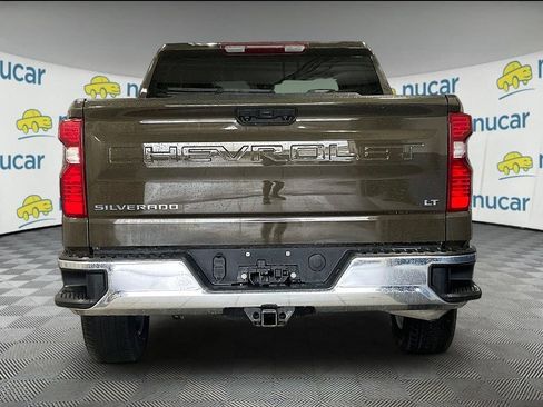Used 2023 Chevrolet Silverado 1500 LT AWD/4WD image 5