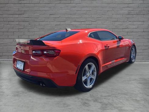 Used 2019 Chevrolet Camaro LT w/ Technology Package RWD image 7