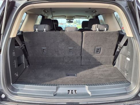 Certified 2023 Ford Expedition XL image 11