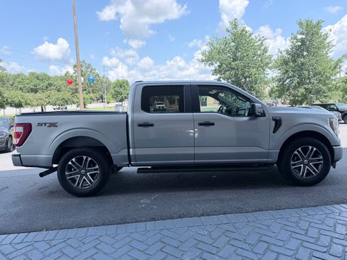 Used 2021 Ford F150 XL w/ STX Appearance Package RWD image 4