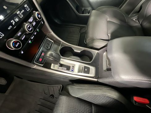 Used 2019 Subaru Ascent Premium AWD/4WD image 25