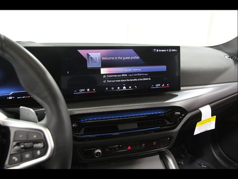 Certified 2025 BMW 430i xDrive w/ M Sport Package AWD/4WD image 9