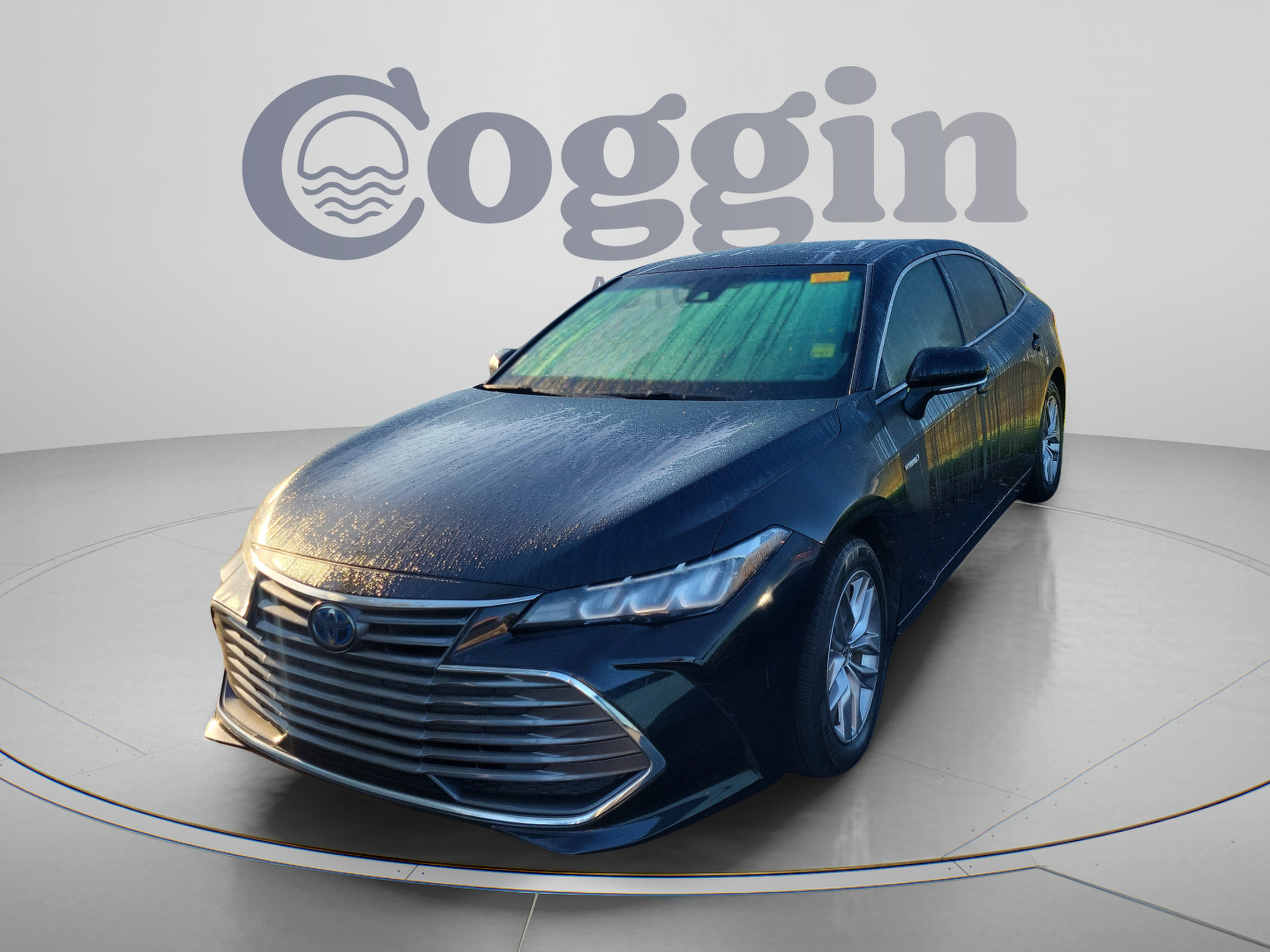 Used 2021 Toyota Avalon XLE w/ Moonroof Package FWD image 1