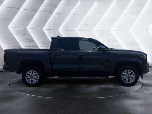 Used 2024 Toyota Tacoma SR5 RWD image 6