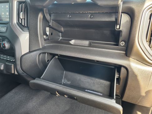 Used 2022 Chevrolet Silverado 1500 Custom image 29