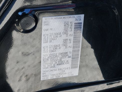 Used 2016 Nissan Rogue SL w/ SL Premium Package image 27