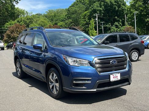 Certified 2022 Subaru Ascent Premium w/ Convenience Package AWD/4WD image 3