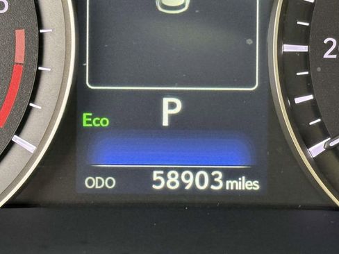 Used 2021 Lexus RX 350L Premium w/ Premium Package image 31