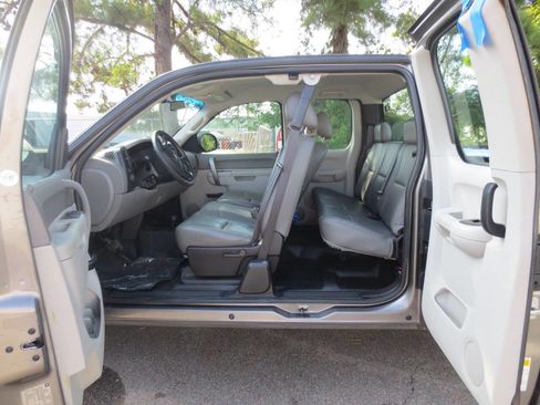 Used 2012 Chevrolet Silverado 1500 W/T image 10