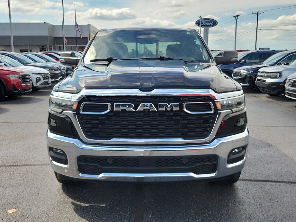 Used 2025 RAM 1500 Big Horn AWD/4WD image 2