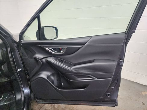 Used 2019 Subaru Forester Premium w/ Popular Package #1 AWD/4WD image 32