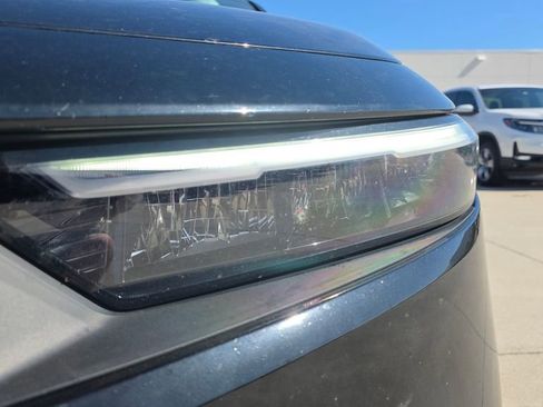 Used 2023 Honda Accord EX image 9