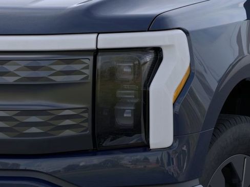 New 2025 Ford F150 Lightning Lariat w/ Max Trailer Tow Package AWD/4WD image 18