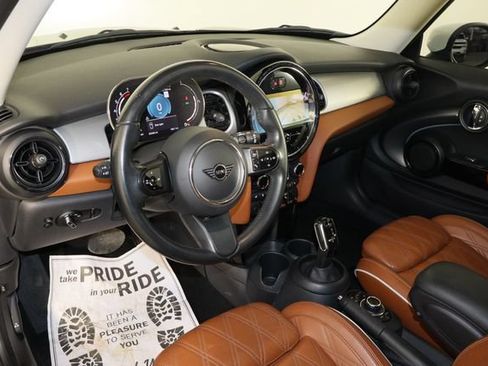 Used 2023 MINI Cooper 2-Door Hardtop w/ Signature Upholstery Package FWD image 25