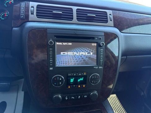 Used 2014 GMC Sierra 2500 Denali w/ Snow Plow Prep Package AWD/4WD image 12