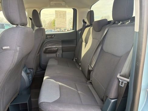 Certified 2022 Ford Maverick XL image 14