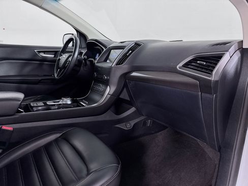 Used 2020 Ford Edge SEL w/ Cold Weather Package AWD/4WD image 31