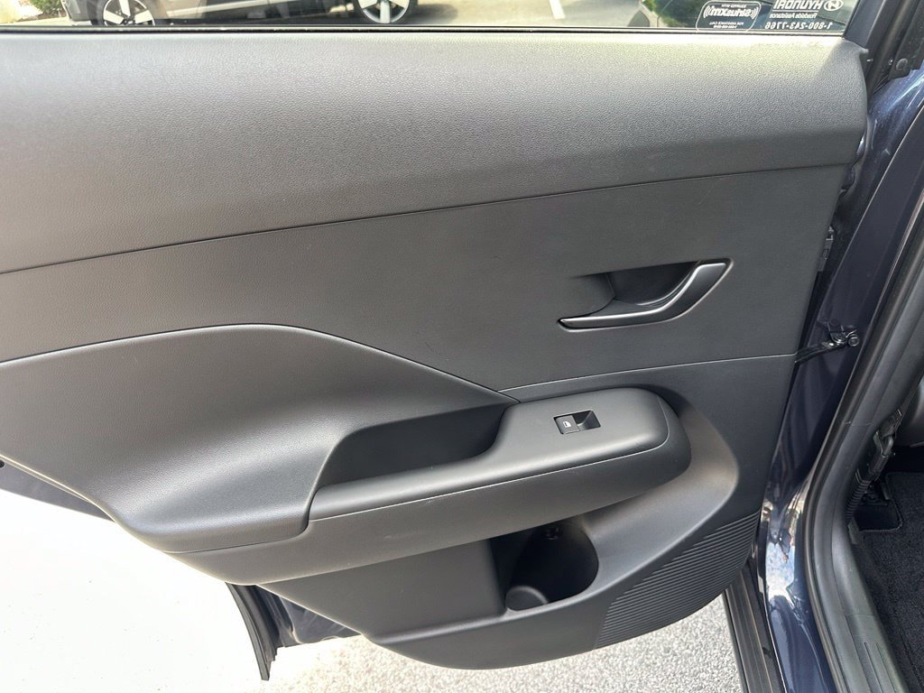 Used 2024 Hyundai Kona SEL AWD/4WD image 10