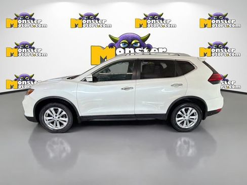 Used 2017 Nissan Rogue SV FWD image 7