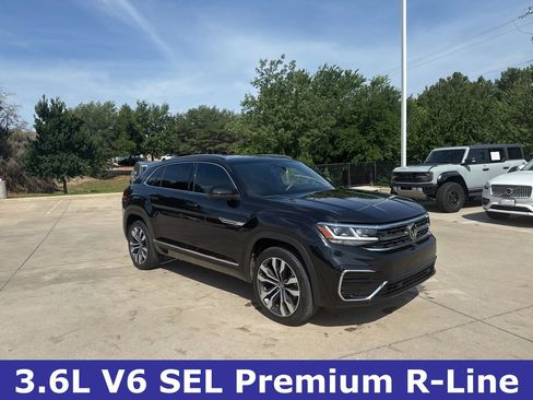 Used 2023 Volkswagen Atlas Cross Sport SEL Premium R-Line AWD/4WD image 3