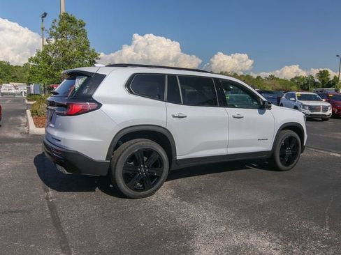 Used 2026 GMC Acadia Elevation w/ Black Edition FWD image 10