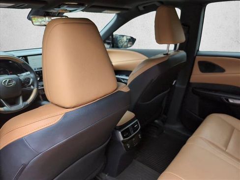 Used 2024 Lexus RX 350 Premium Plus w/ Convenience Package FWD image 18