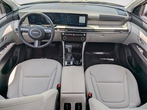 Used 2026 Hyundai Tucson SEL FWD image 17