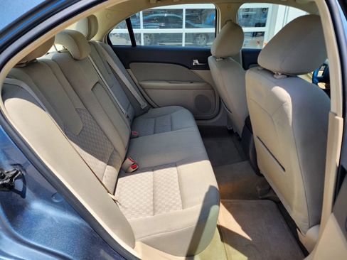 Used 2011 Ford Fusion SE w/ 202A Rapid Spec Order Code FWD image 12