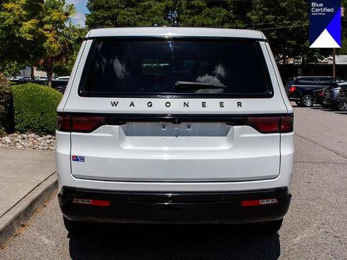 Used 2024 Jeep Wagoneer Series II AWD/4WD image 4