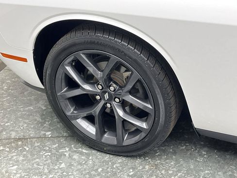 Used 2019 Dodge Challenger SXT w/ Driver Convenience Group RWD image 27