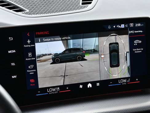 Certified 2024 BMW X1 M35i w/ Premium Package image 32