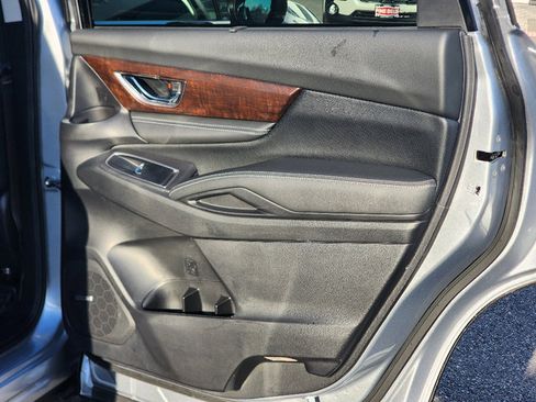 Certified 2025 Subaru Ascent Touring w/ Popular Package #1 image 31