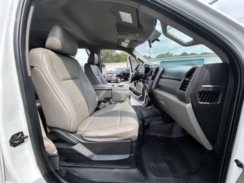 Used 2019 Ford F250 XL w/ Power Equipment Group AWD/4WD image 21