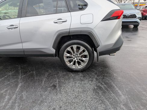 Used 2019 Toyota RAV4 Limited w/ All Weather Liner Package image 7