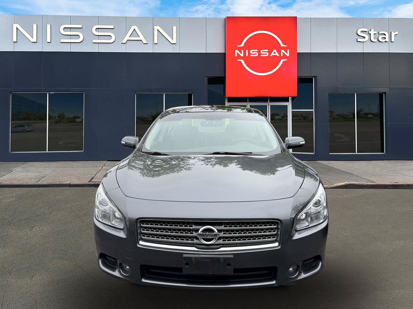 Used 2010 Nissan Maxima 3.5 SV w/ Premium Pkg FWD image 2