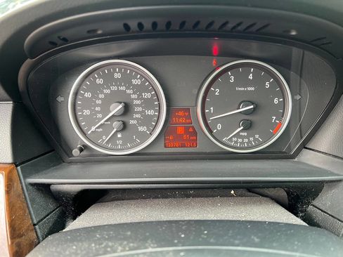 Used 2010 BMW 528i xDrive Sedan image 19