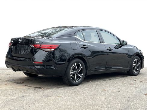 Used 2024 Nissan Sentra SV image 23