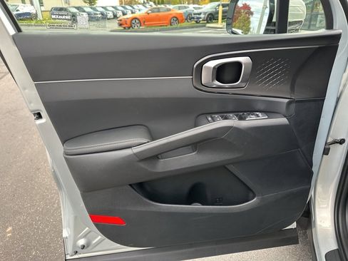 New 2026 Kia Sorento EX image 28