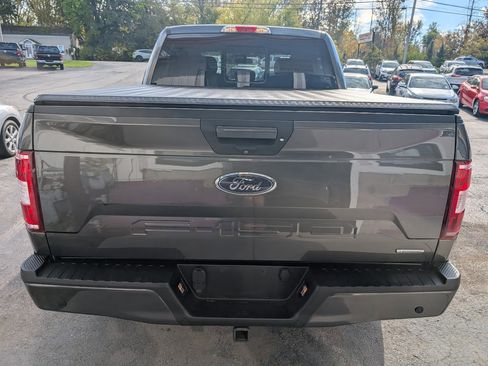 Used 2018 Ford F150 XLT w/ Equipment Group 302A Luxury image 11