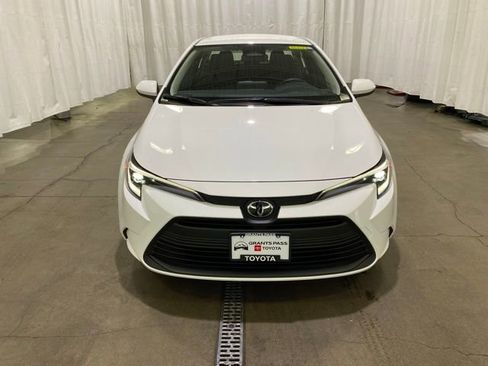 New 2026 Toyota Corolla LE w/ LE Premium Package image 8