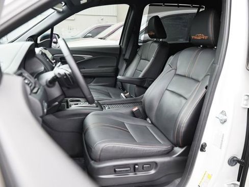Used 2023 Honda Passport TrailSport image 23