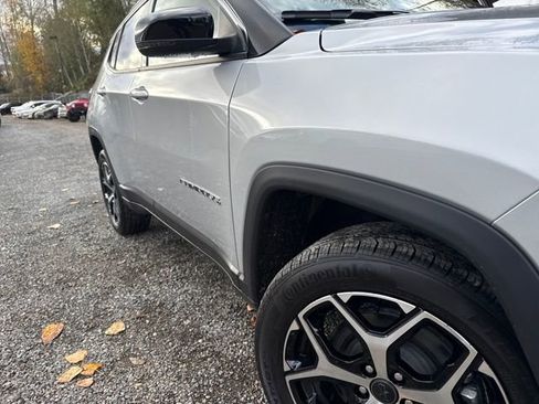 New 2026 Jeep Compass Limited image 32