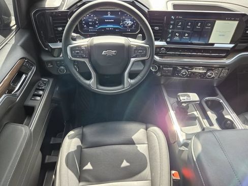 Certified 2024 Chevrolet Silverado 1500 LT Trail Boss w/ Convenience Package II AWD/4WD image 15