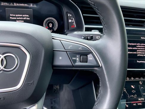 Used 2022 Audi Q7 Premium Plus image 23