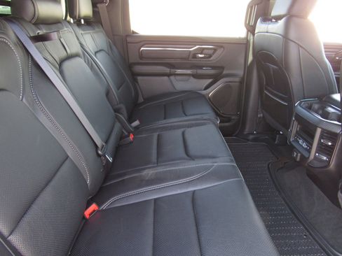 Used 2024 RAM 1500 Limited w/ Body Color Bumper Group image 11