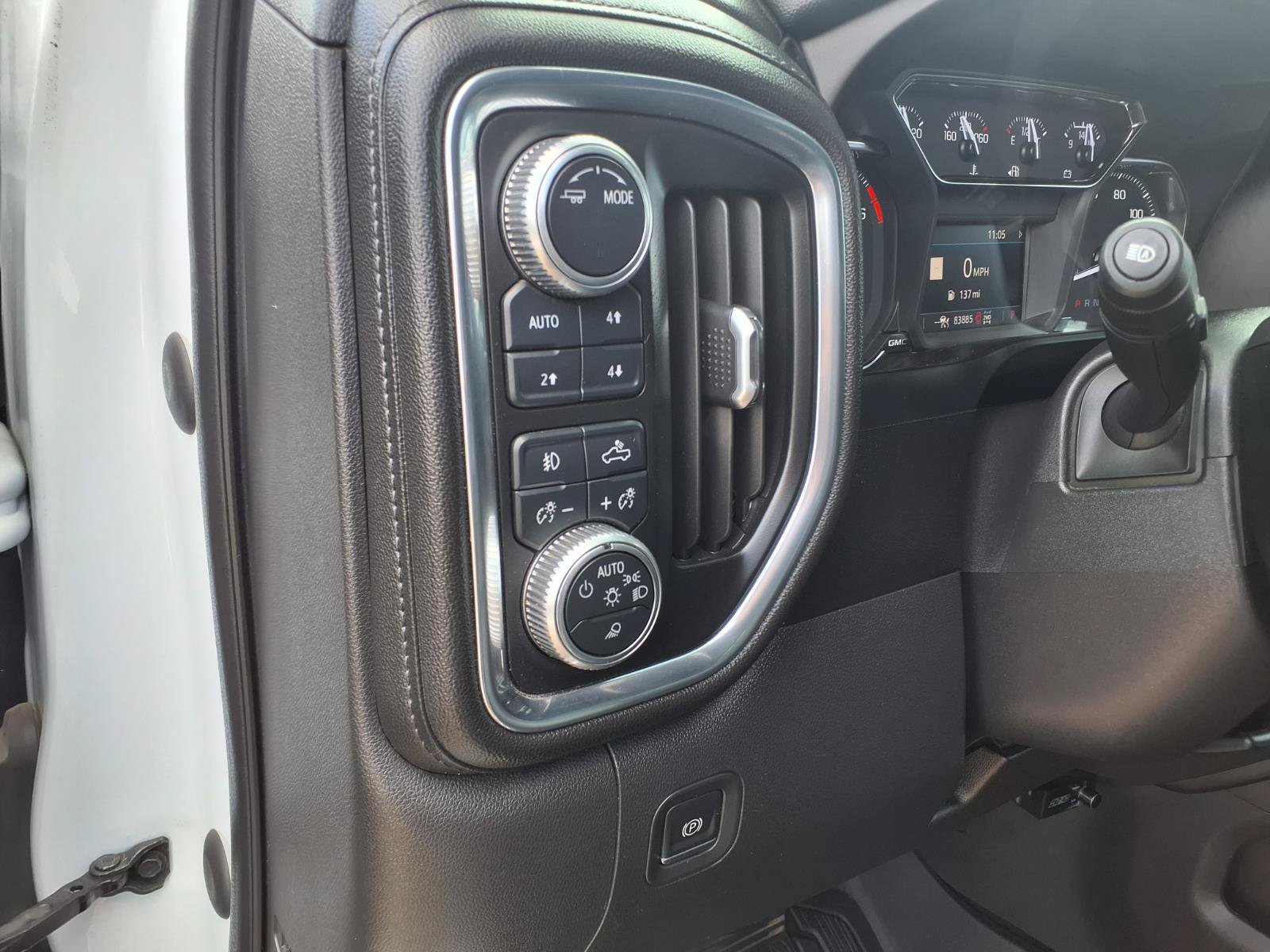 Used 2020 GMC Sierra 1500 SLT AWD/4WD image 22
