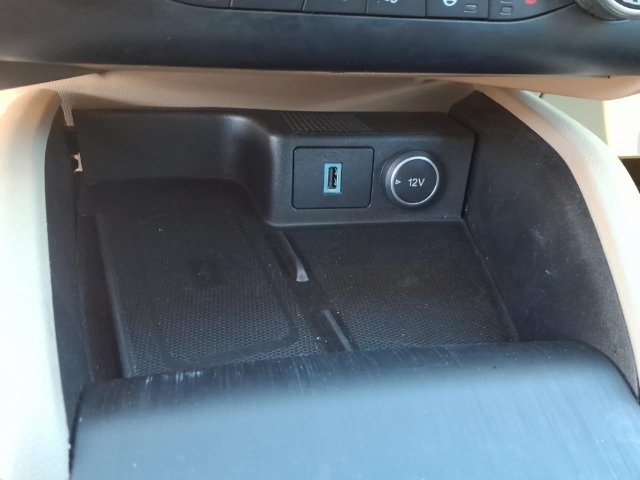 Used 2020 Ford Escape Titanium AWD/4WD image 29