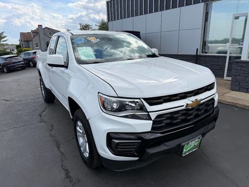 Used 2021 Chevrolet Colorado LT w/ Fleet Safety Package RWD image 9