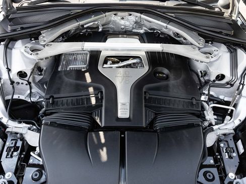Used 2022 Aston Martin DBX AWD/4WD image 65